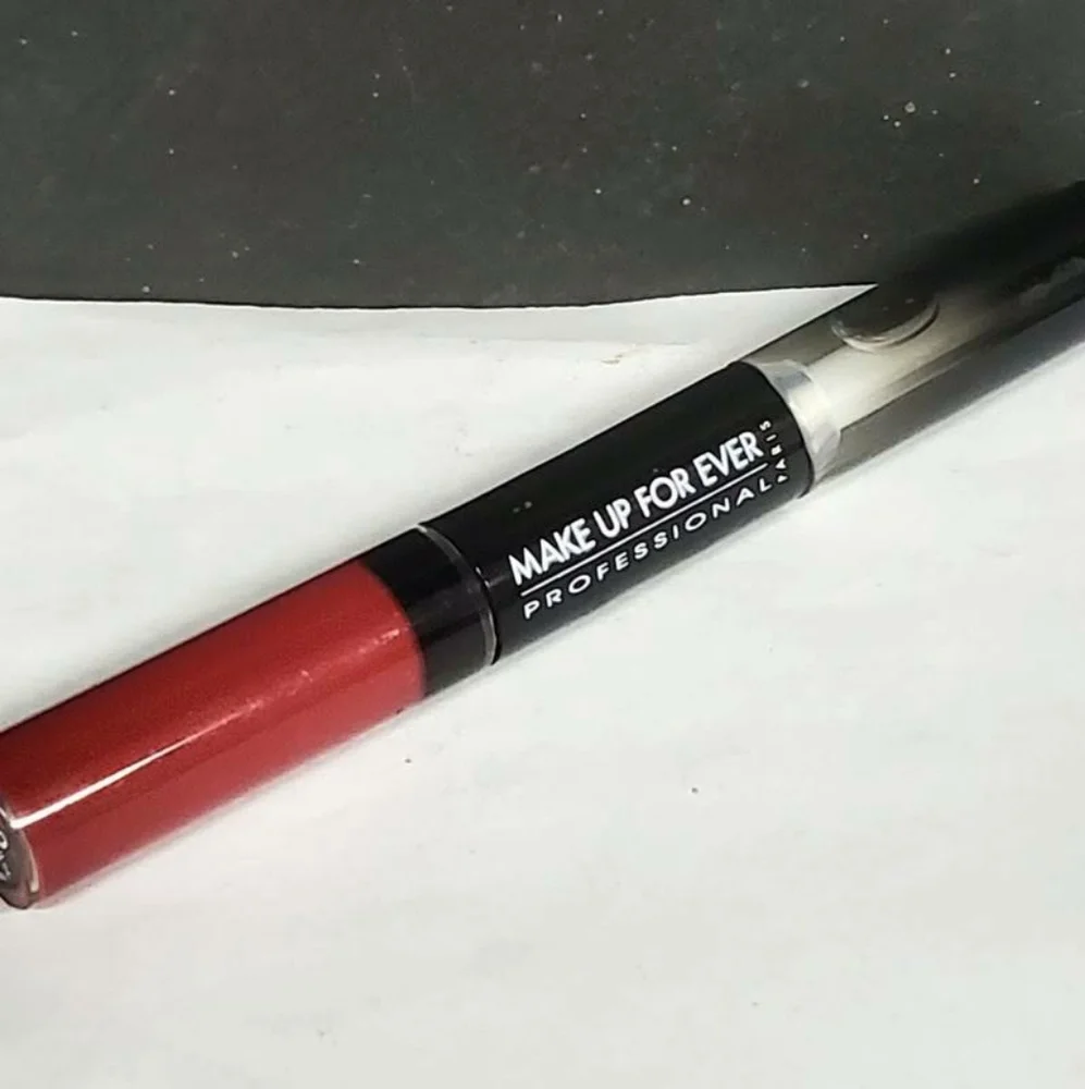 #10 MUFE DISCONTINUED Aqua Rouge Liquid Lipcolor NWOBOX
